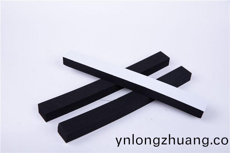 CR減(jian)震保(bao)溫(wen)條(tiao)