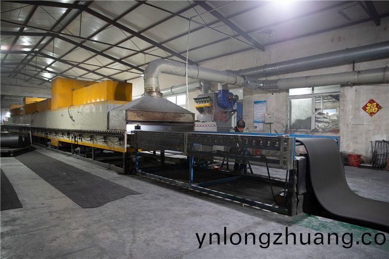 生(sheng)産設(she)備(bei)